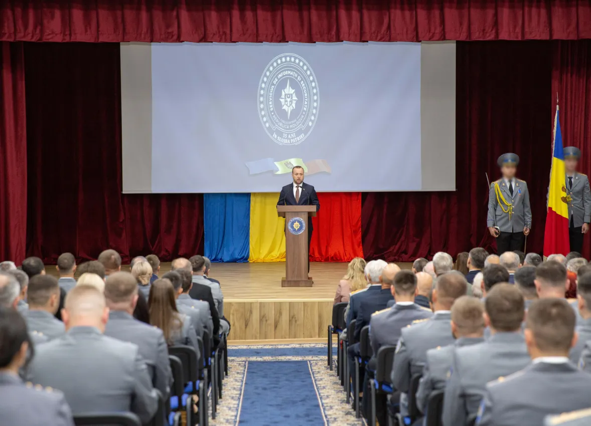 SIS marchează 35 de ani de activitate și Ziua lucrătorilor din organele securității statului